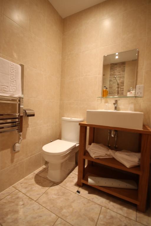 The Lion Hotel Blaenavon Стая снимка
