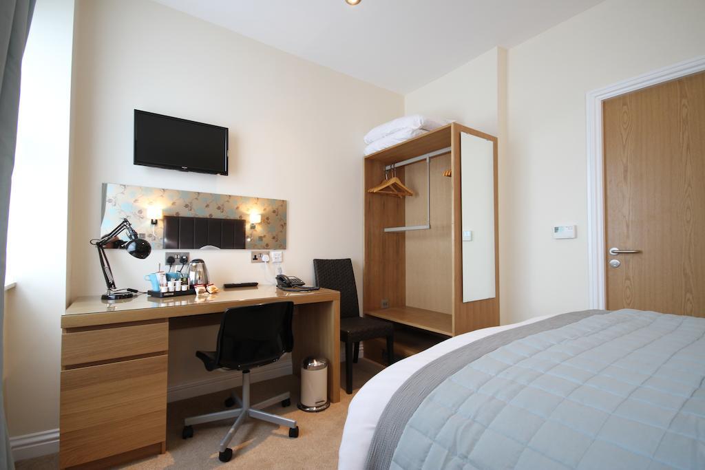 The Lion Hotel Blaenavon Стая снимка